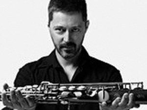 Vincent jourde, ancien élève de l'équipe pédagogique de l'IMEP Paris College of Music et saxophoniste soprano
