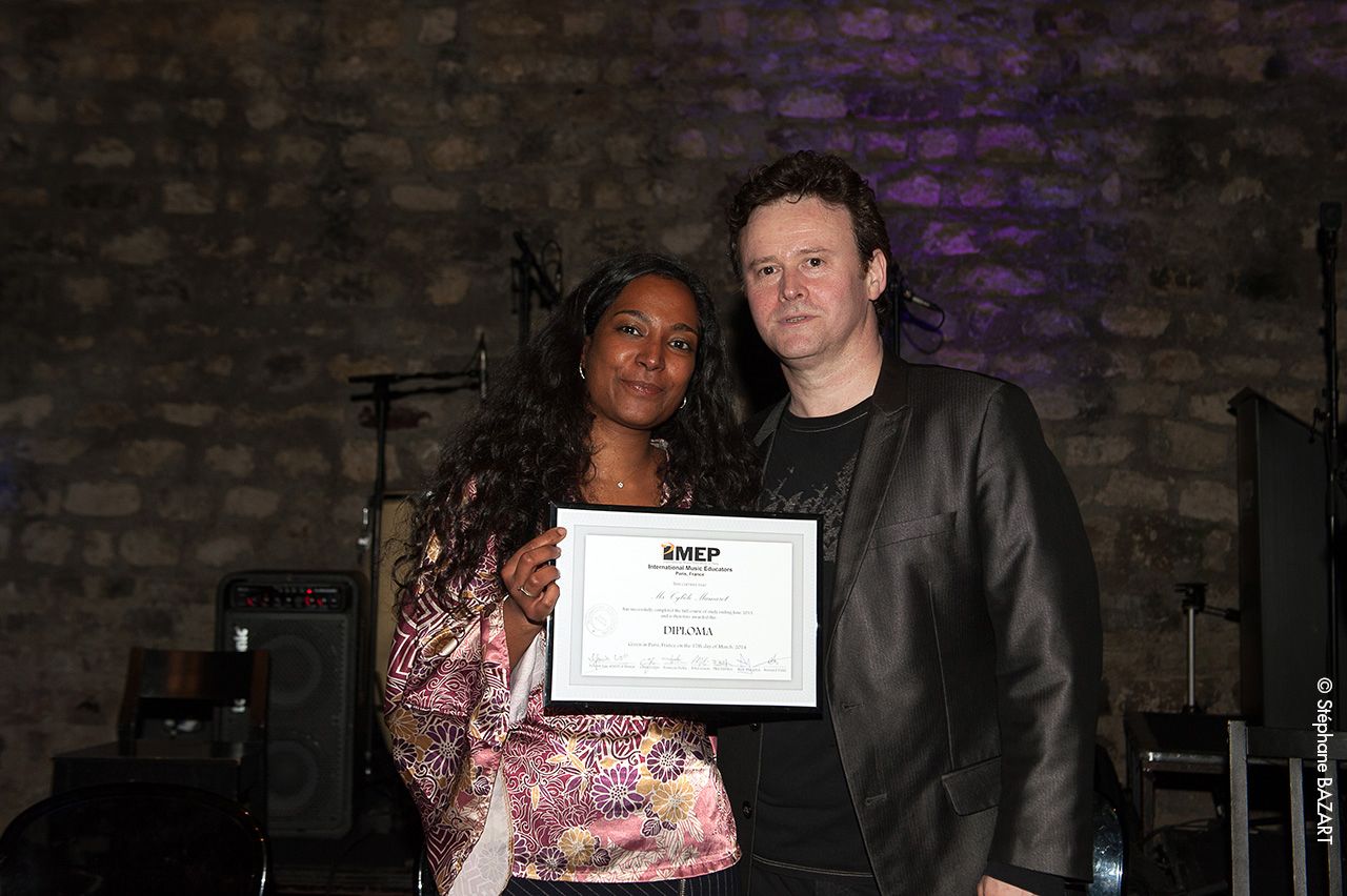 Cybèle Mamarot avec sylvain Luc dans la soirée remise des diplômes de laPromotion 2013 de l'IMEP