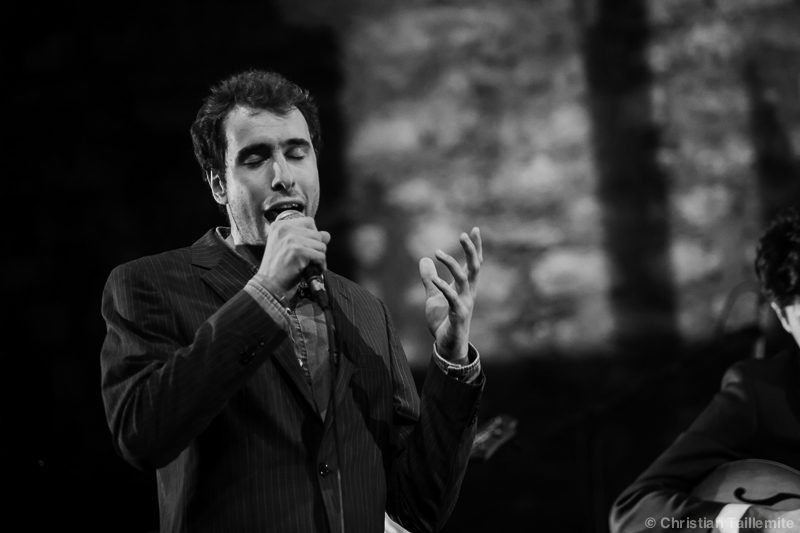 Agustin Ledieu, chanteur dans la remise des Diplômes IMEP Promotion 2014