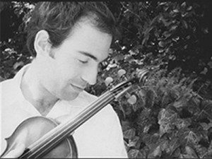 Olivier Manchon, ancien élève de l'équipe pédagogique de l'IMEP Paris College of Music et violoniste de jazz