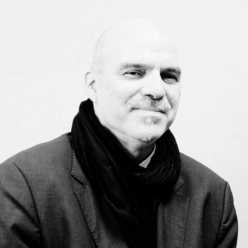 Peter giron, co-fondateur de l'IMEP et professeur de contrebasse et des ensembles